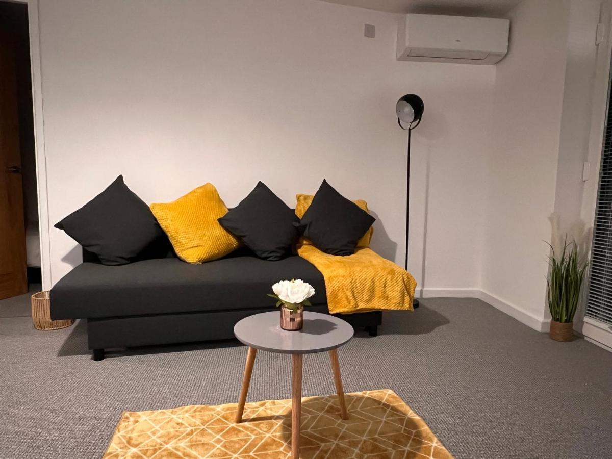 Apartmán Superb Modern Flat In Northampton, Parking &Ev Exteriér fotografie